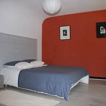 Holiday home Chaumiere De Charme